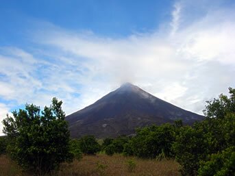 ARENAL VOLCANO & TABACON HOT SPRINGS