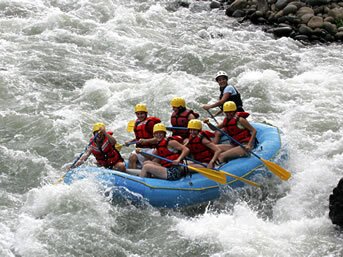 WHITE WATER RAFTING